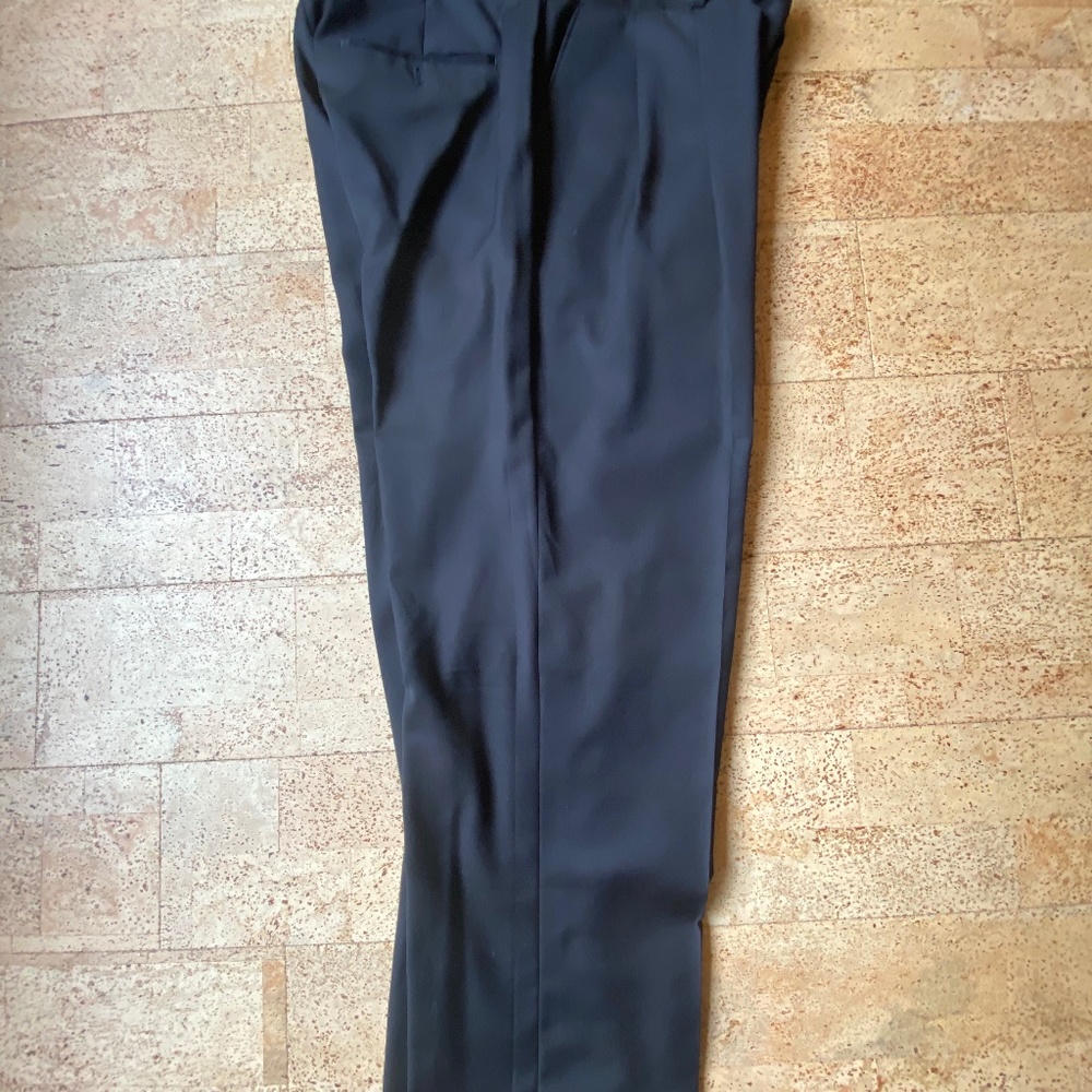 Perry Ellis slacks 33x30